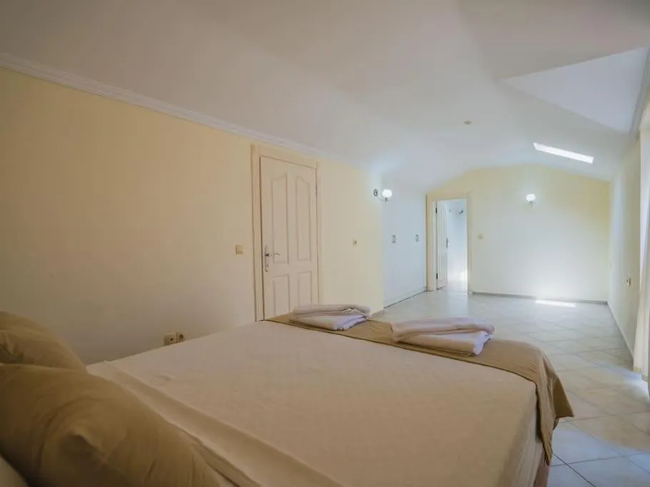 Calis'Ta Denize Sifir 8 Kisilik Villa Pearl 4 Fethiye