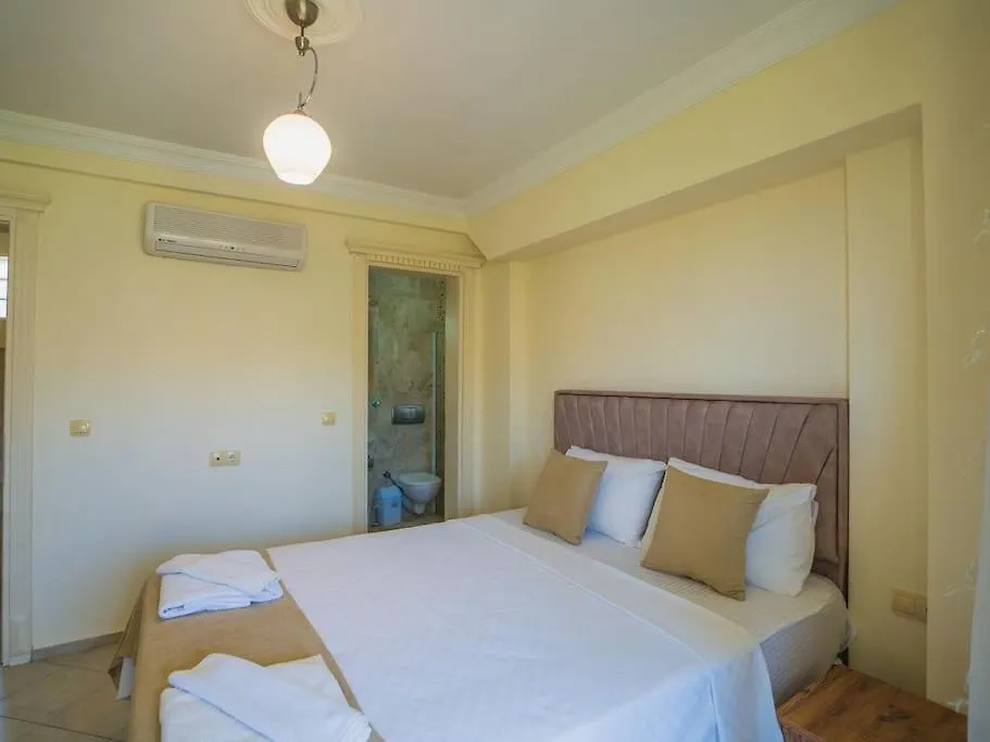 Calis'Ta Denize Sifir 8 Kisilik Villa Pearl 4 Fethiye