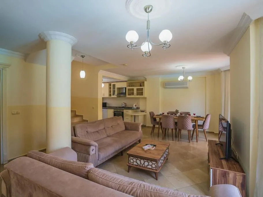 Calis'Ta Denize Sifir 8 Kisilik Villa Pearl 4 Fethiye