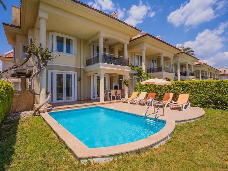 Calis'Ta Denize Sifir 8 Kisilik Villa Pearl 4 Fethiye 0*,  Turkey