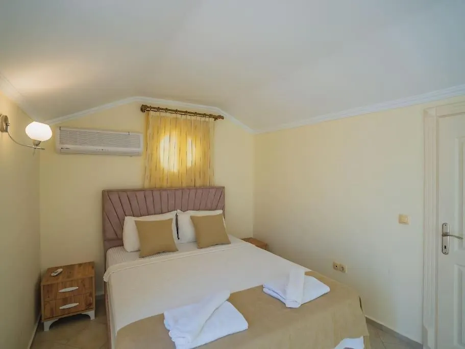 Calis'Ta Denize Sifir 8 Kisilik Villa Pearl 4 Fethiye