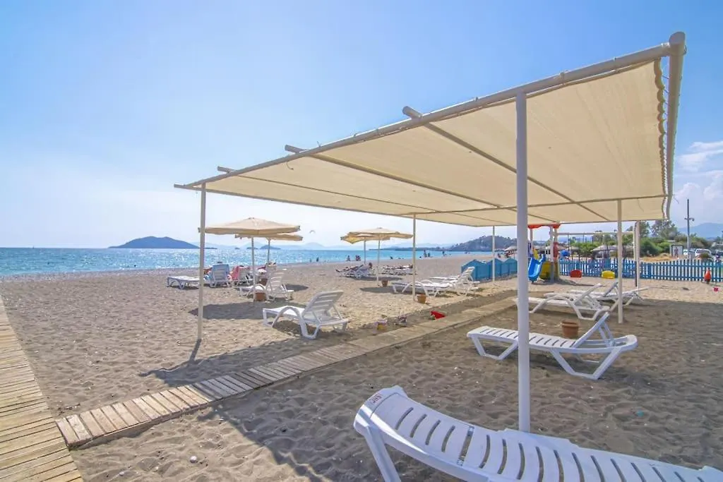 Calis'Ta Denize Sifir 8 Kisilik Villa Pearl 4 Fethiye 0*,  Turkey