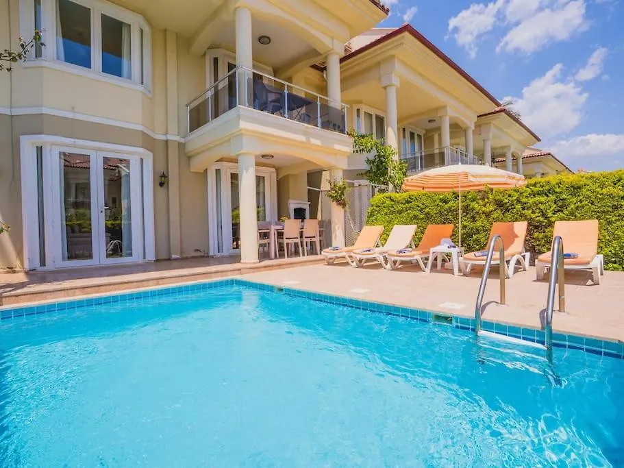 Calis'Ta Denize Sifir 8 Kisilik Villa Pearl 4 Fethiye